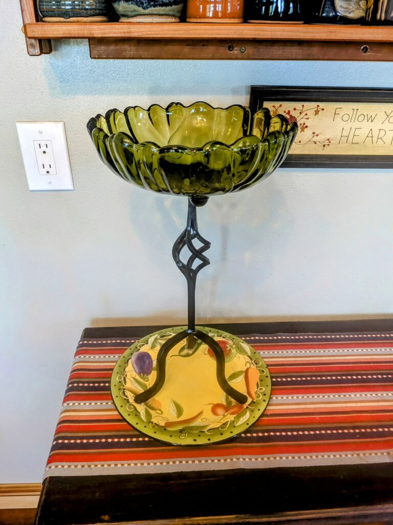 Item #0082 — Green,Yellow, 20 in