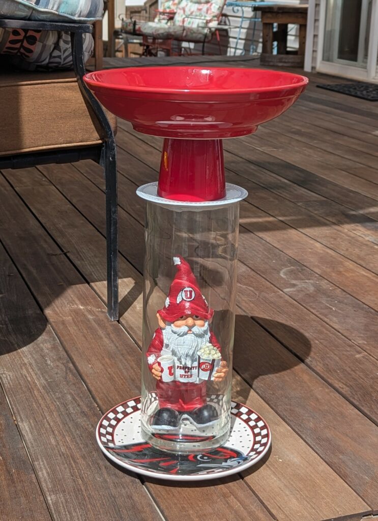 Item #0039 — Black,Red, 23 in