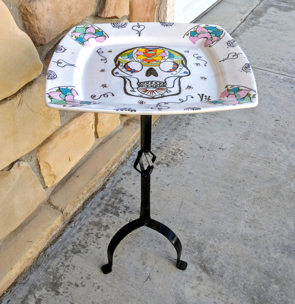 Item #0359 — Black,White, 22 in