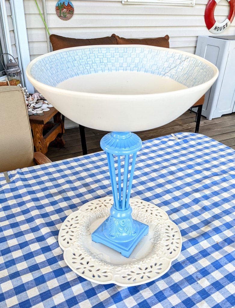 Item #0714 — Blue,White, 18 in