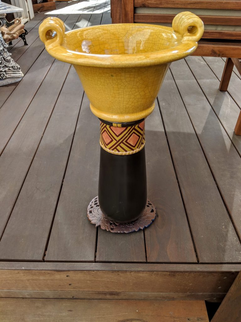 Item #0485 — Brown,Yellow, 22 in