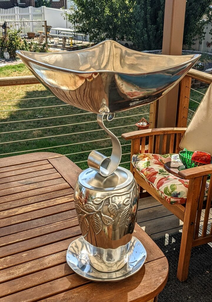 Item #0600 — Silver, 20 in