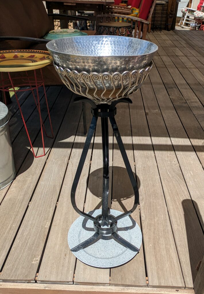 Item #0109 — Black,Silver,Gray, 30 in