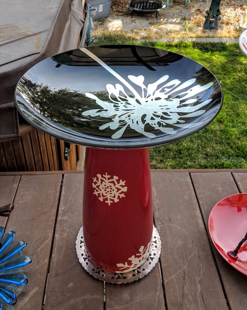 Item #0506 — Black,Silver,Red, 19 in