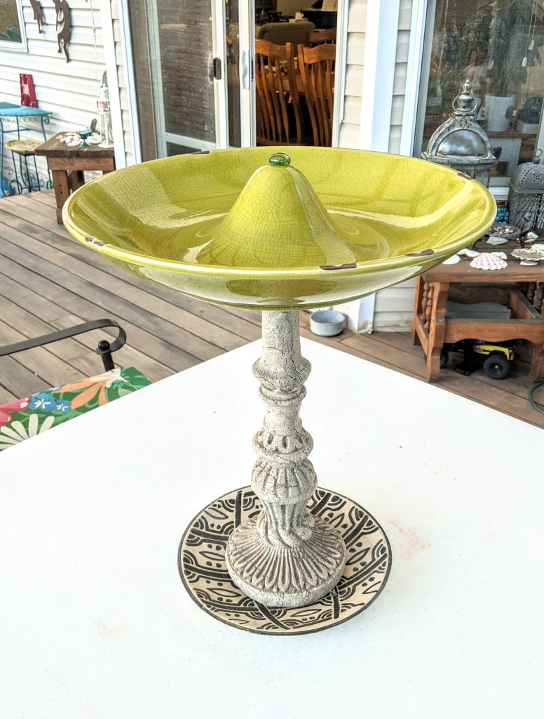 Item #0339 — Green,Tan, 20 in