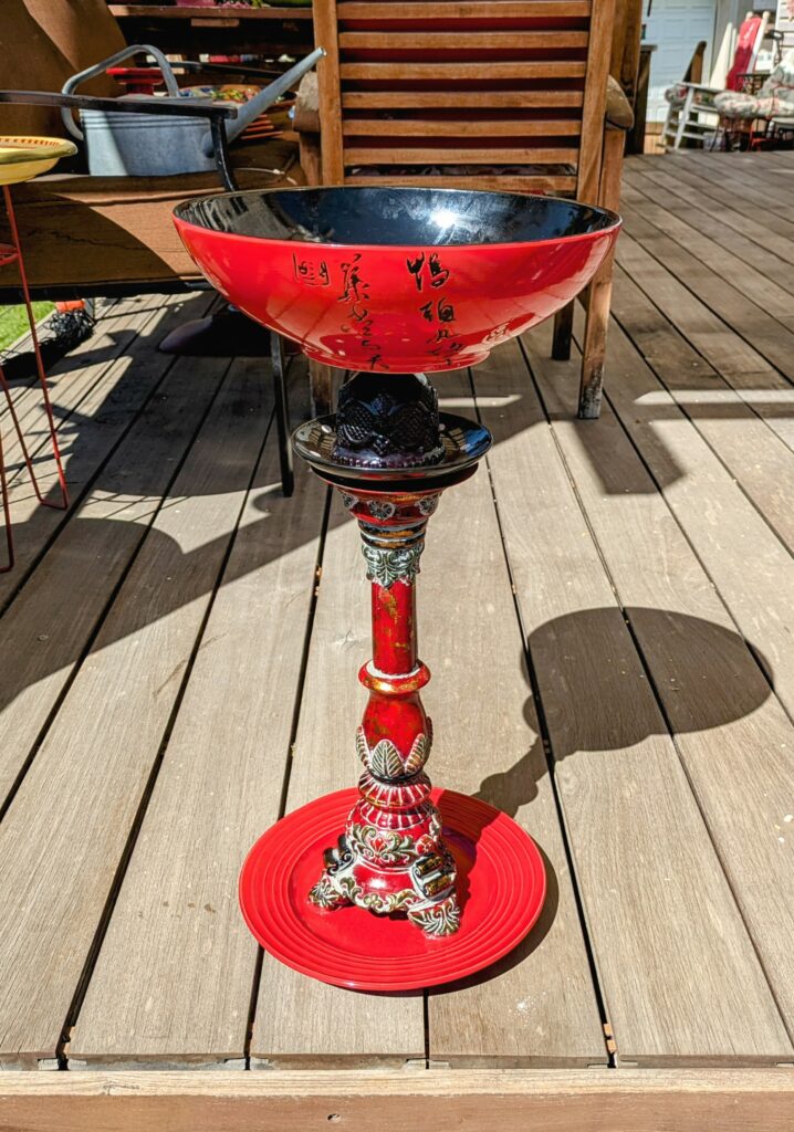 Item #0058 — Black,Red, 24 in