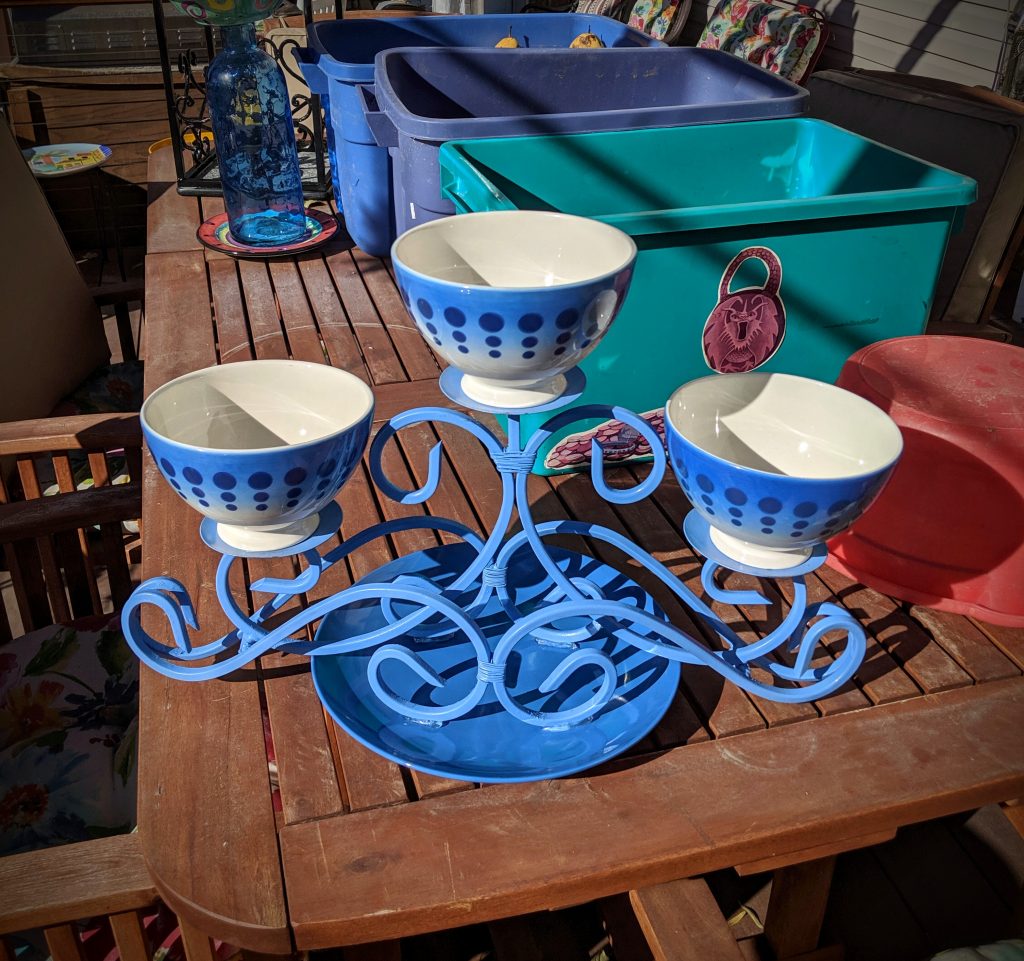 Item #0181 — Blue, 15 in