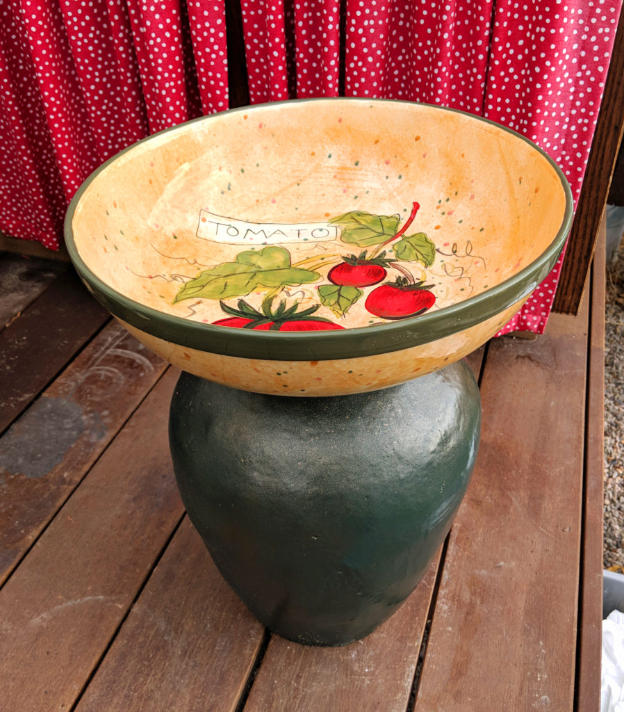 Item #0040 — Green,Tan, 17 in