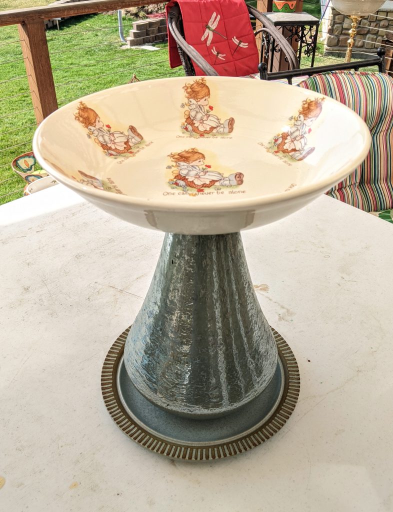 Item #0222 — Green,Tan, 15 in