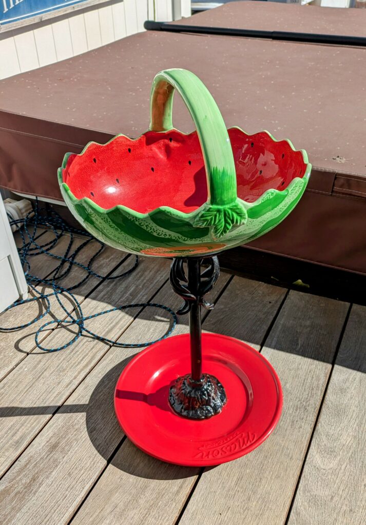 Item #0689 — Green,Red, 22 in