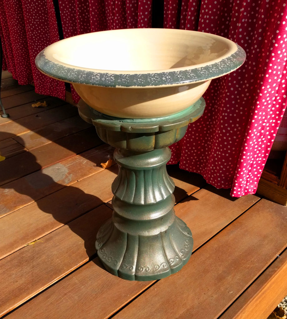 Item #0301 — Green,Tan, 17 in