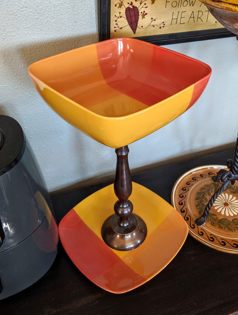 Item #0431 — Orange,Yellow, 18 in