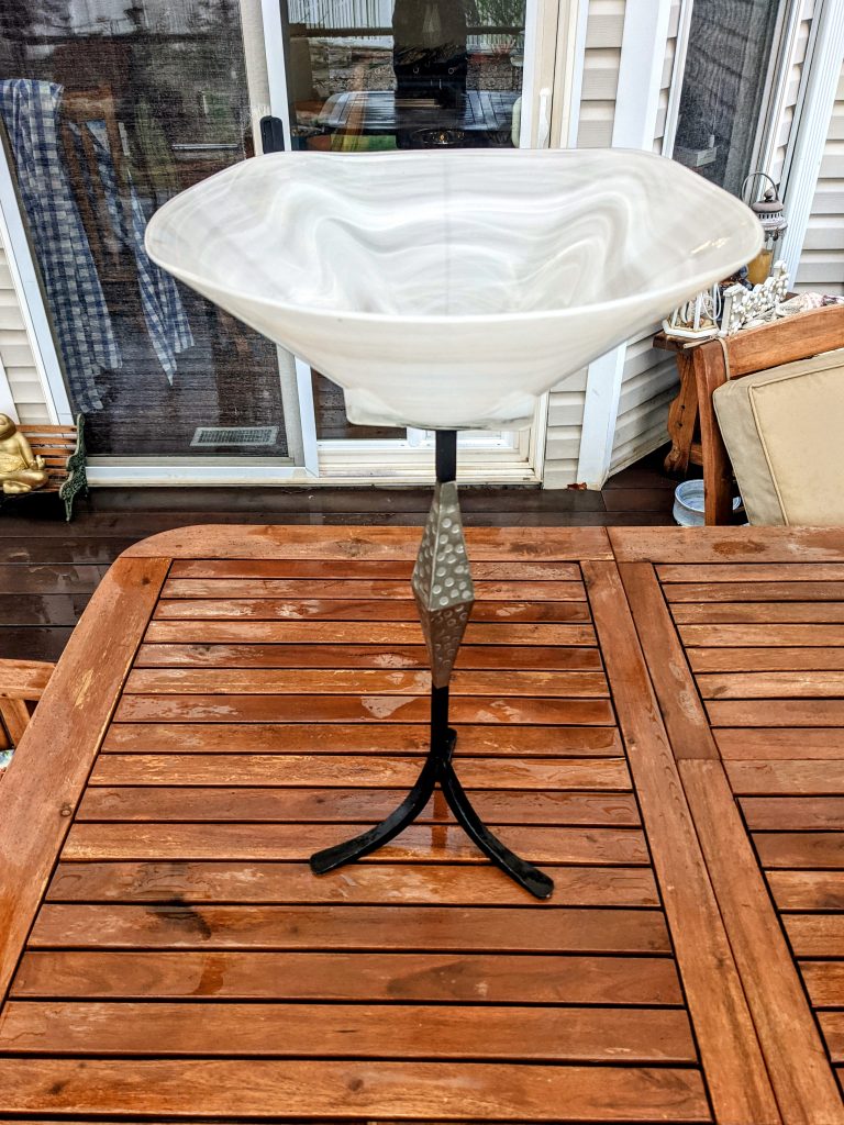 Item #0674 — Black,Silver,White, 23 in