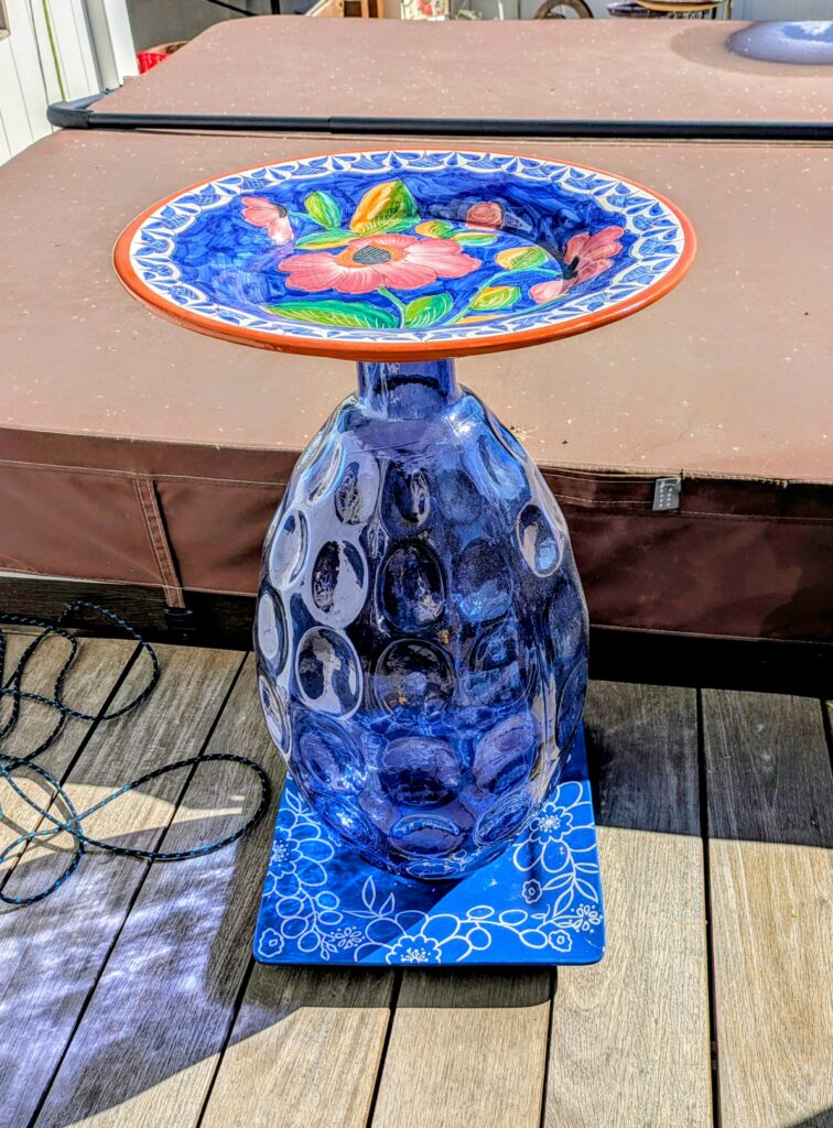 Item #0588 — Blue, 25 in