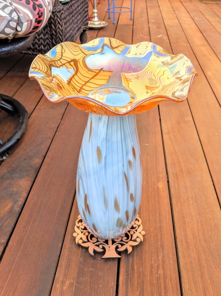 Item #0550 — Gold,White,Clear,Copper, 18 in