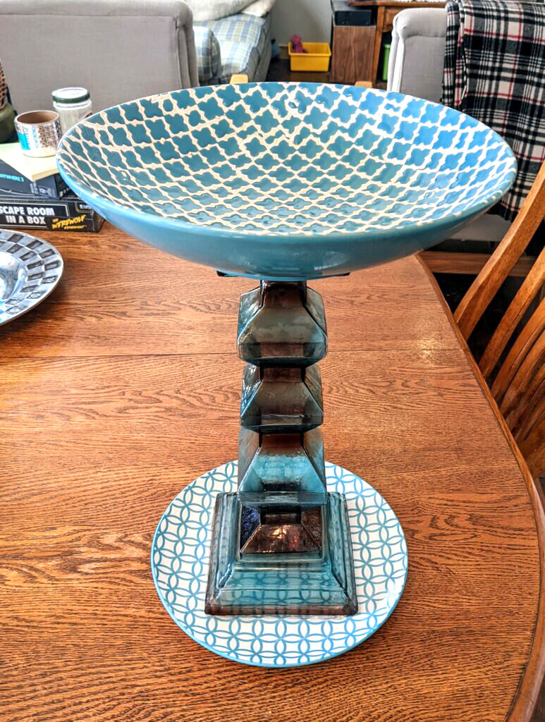 Item #0757 — Blue, 18 in