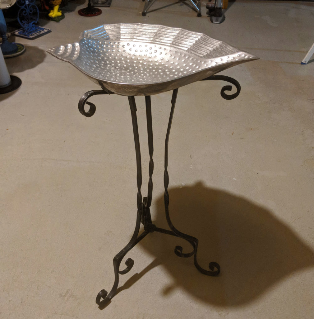 Item #0021 — Silver, 26 in