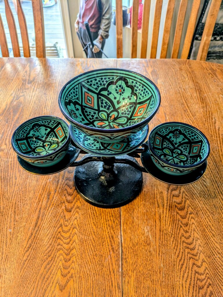 Item #0434 — Green,Black, 10 in