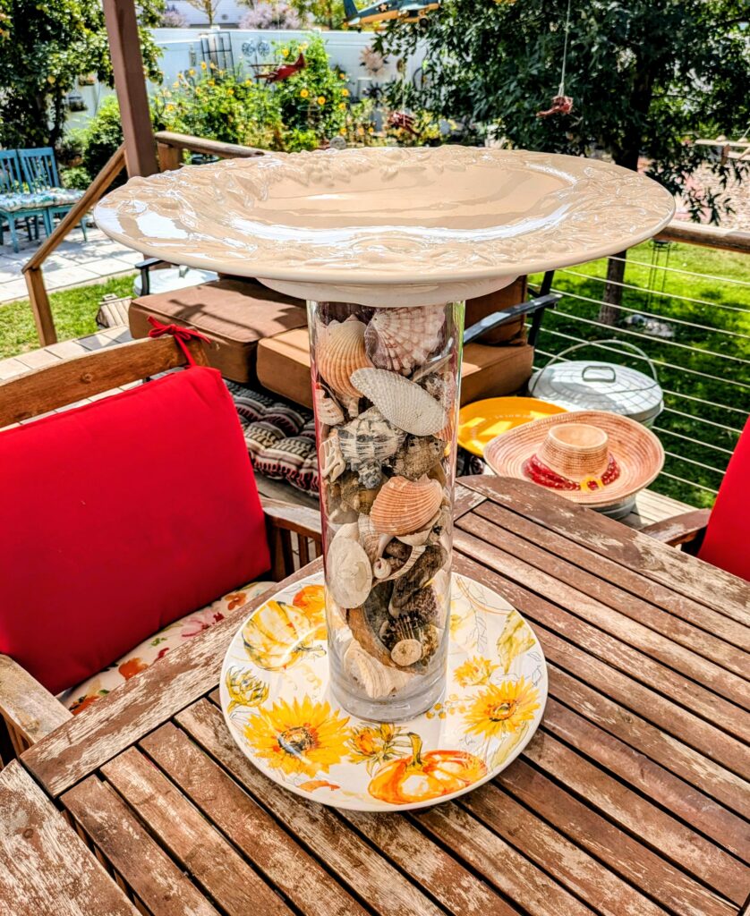 Item #0464 — Yellow,White, 23 in