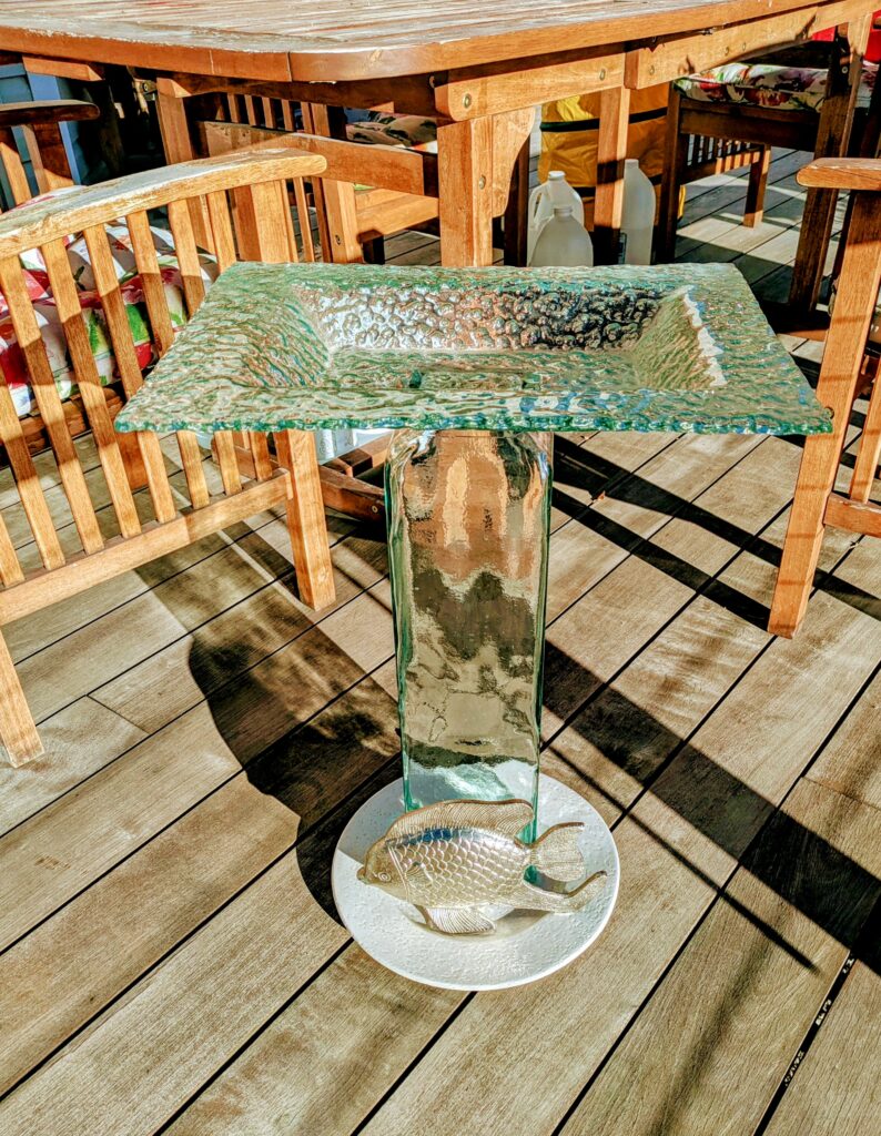 Item #0681 — White,Clear, 24 in