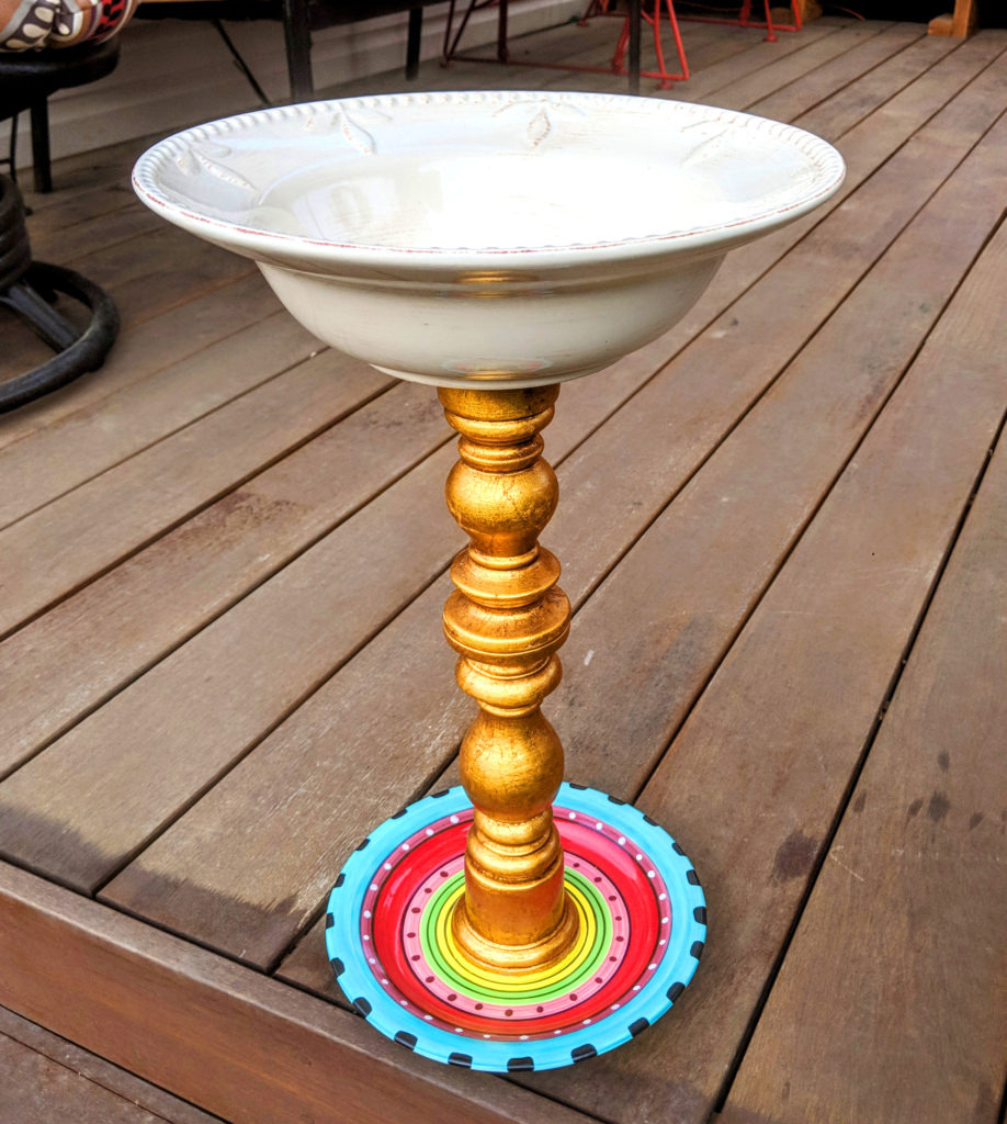 Item #0369 — Gold,White, 19 in