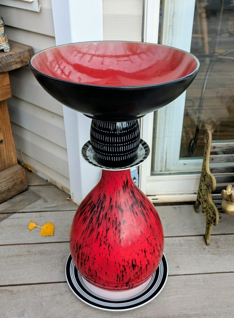 Item #0647 — Black,Red, 22 in