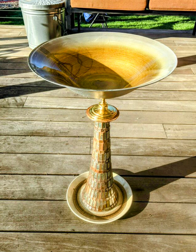 Item #0050 — Silver,Gold, 23 in