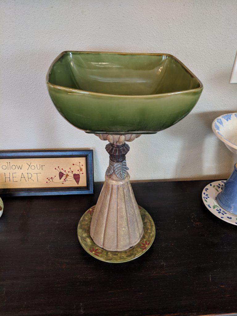 Item #0453 — Green,Tan, 18 in