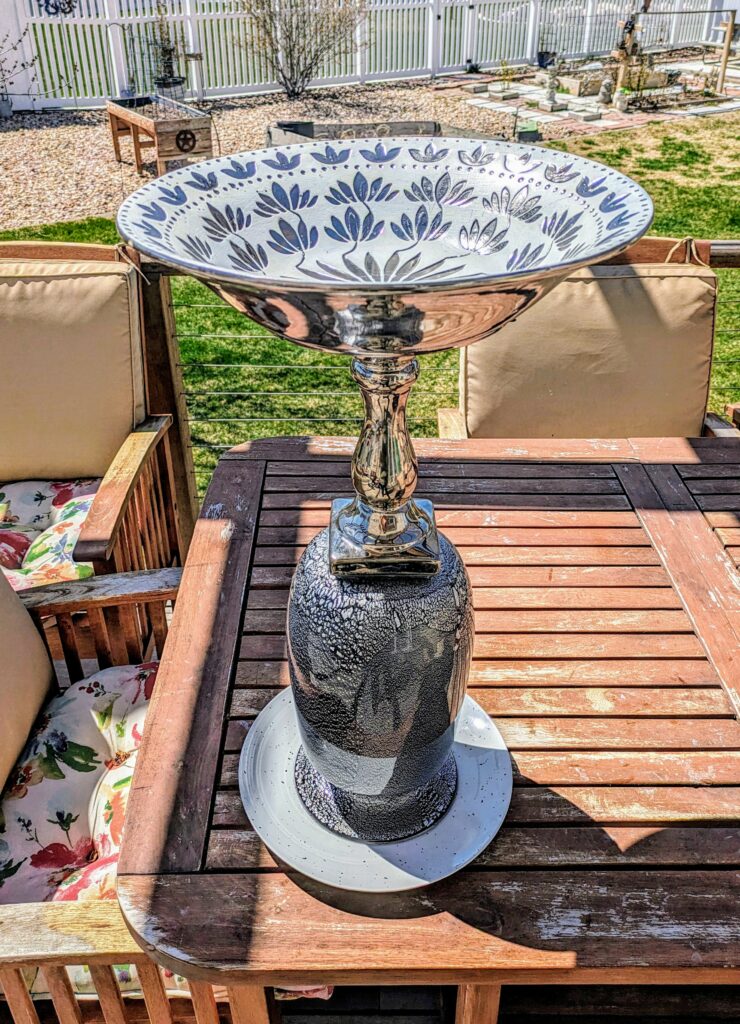 Item #0143 — Black,Silver,White, 24 in