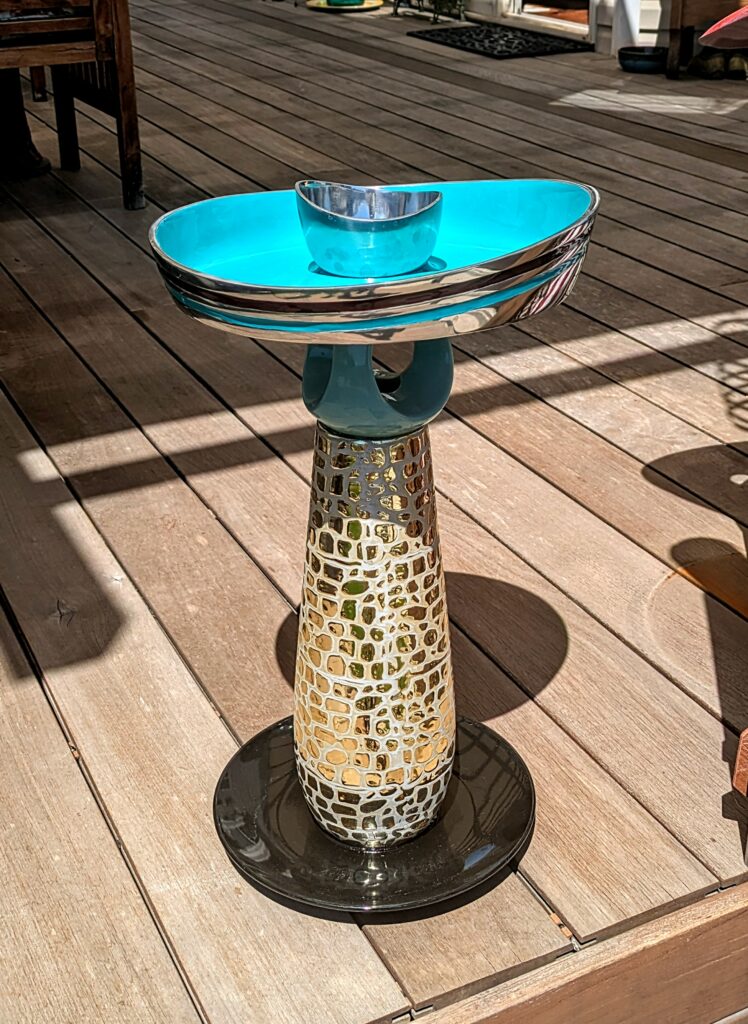 Item #0167 — Black,Silver,Gold,Blue, 21 in